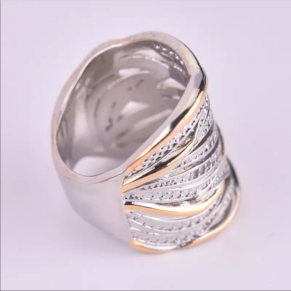 New Women’s Two Tone 925 Silver Diamond Ring - Picture 3 of 6